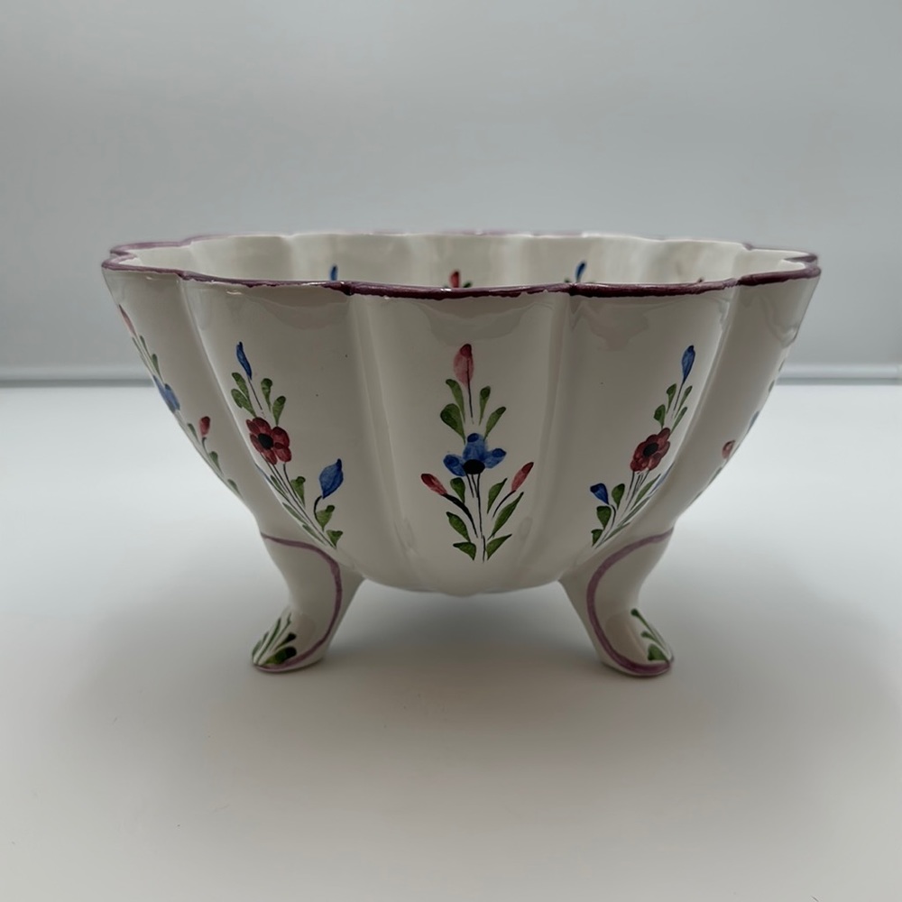 Large Footed Decorative Serving Bowl Round Fluted Scalloped Rim Hand Painted